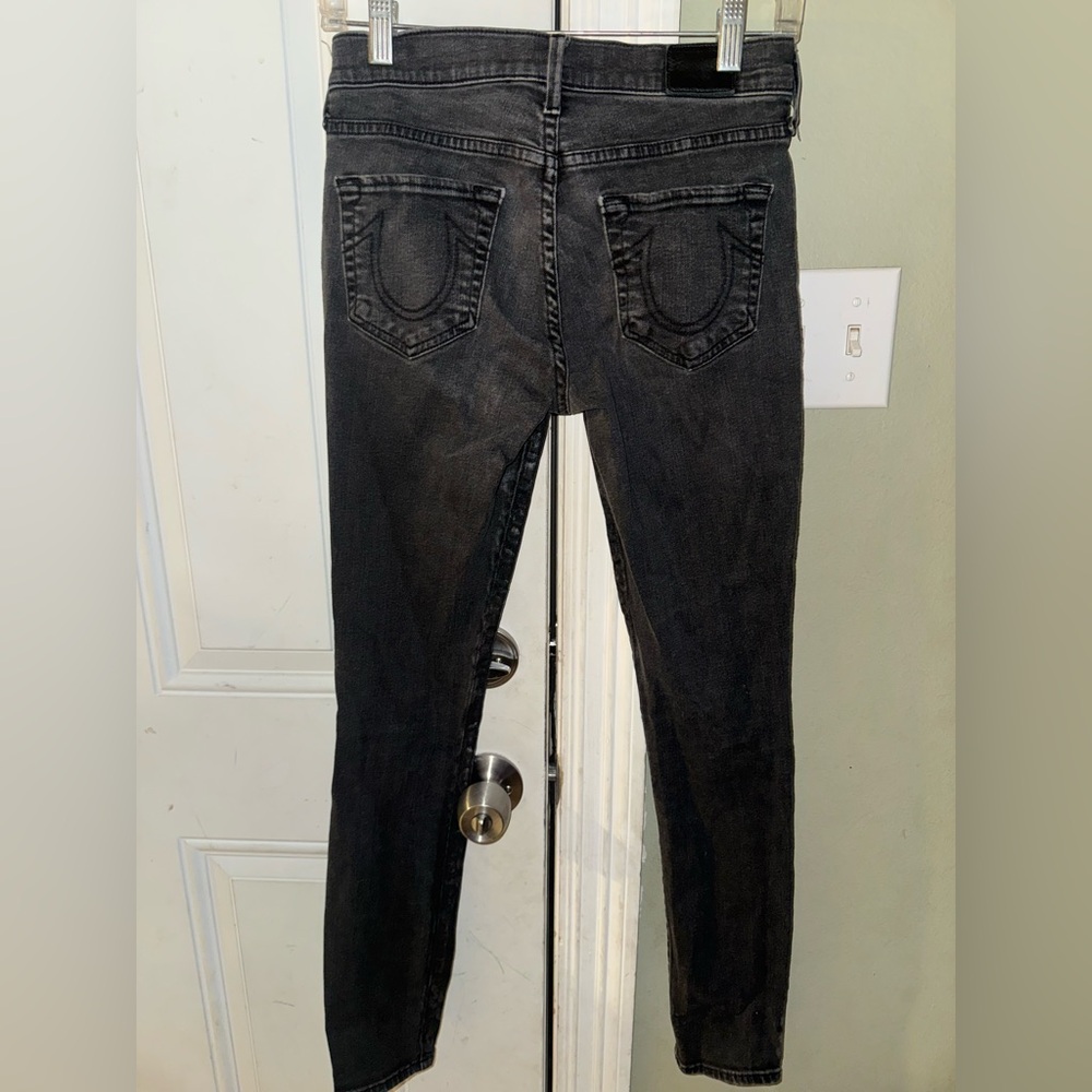 True Religion Halle Mid Rise Super Skinny Black Snakeskin Print Jeans Sz 26 - Picture 3 of 5